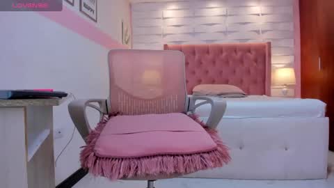 Snapshot of mhellissaw chatting on 10/08/25, 01:09 melissa online show from 10/08/25, 01:09