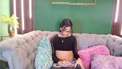 Snapshot of mhia_kate chatting on 02/27/25, 11:41 Mhia Kate online show from 02/27/25, 11:41
