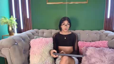 Snapshot of mhia_kate chatting on 03/01/25, 11:39 Mhia Kate online show from 03/01/25, 11:39