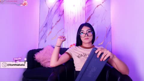 Mhia Kate online show from 04/25/26, 12:08