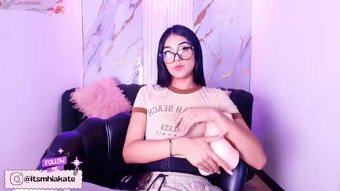 Mhia Kate online show from 04/30/26, 12:00