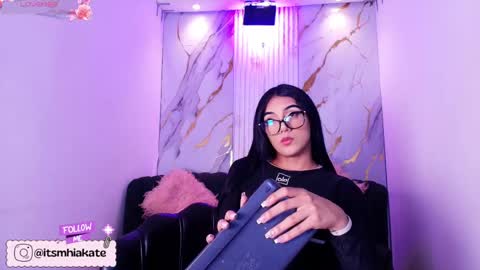 Mhia Kate online show from 05/01/26, 12:10