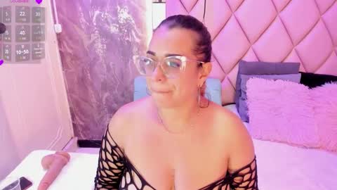 Snapshot of mhonikbelucci chatting on 03/06/26, 10:28 MHONIK BELUCI online show from 03/06/26, 10:28