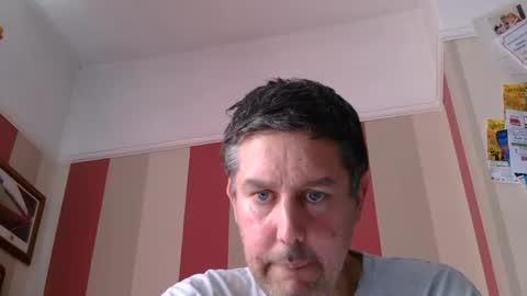 Snapshot of mhunk123 chatting on 07/25/26, 04:04 mhunk123 online show from 07/25/26, 04:04