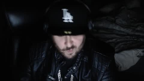 Snapshot of mi_vida21 chatting on 09/24/25, 09:18 just ask online show from 09/24/25, 09:18