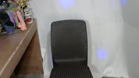 Mia online show from 09/26/25, 03:05