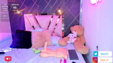 Snapshot of mia77_ chatting on 01/17/26, 03:11 Mia online show from 01/17/26, 03:11