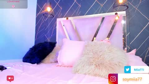 Snapshot of mia77_ chatting on 03/12/26, 02:50 Mia online show from 03/12/26, 02:50