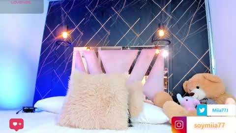 Snapshot of mia77_ chatting on 03/20/26, 02:49 Mia online show from 03/20/26, 02:49