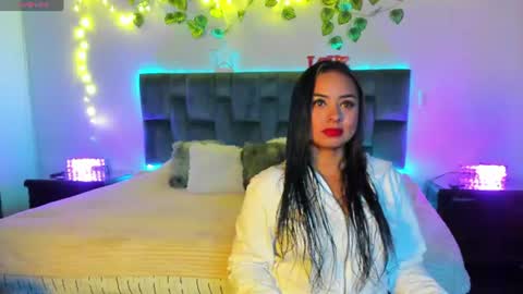 mia___velvet__ online show from 07/17/26, 02:18