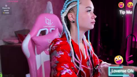 Snapshot of mia__caprice chatting on 10/30/25, 12:56 Mia GMT7 Mon Tue Wen Thur 1000am-0300pm Sat 0300am-0900am online show from 10/30/25, 12:56