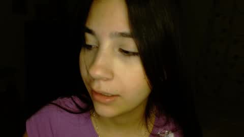 Mia online show from 01/04/25, 12:16