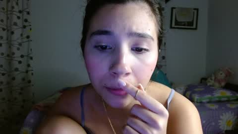 Mia online show from 02/05/25, 02:19