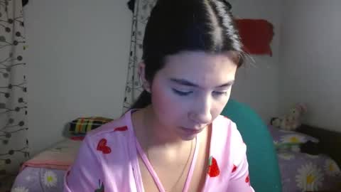 Mia online show from 02/15/25, 11:36