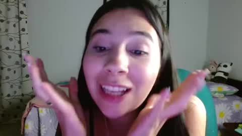 Mia online show from 03/04/25, 03:55