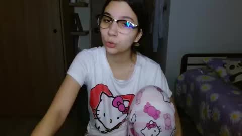 Mia online show from 01/08/26, 01:52