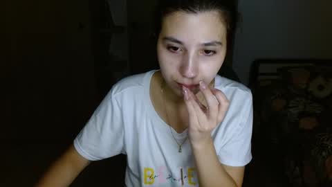 Mia online show from 05/01/26, 05:12