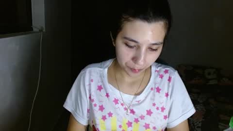 Mia online show from 06/05/26, 04:41