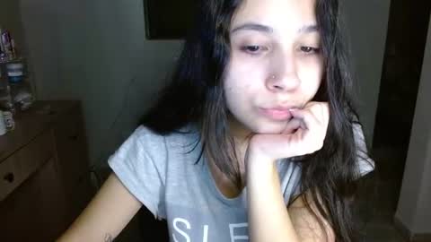 Mia online show from 07/03/26, 05:36