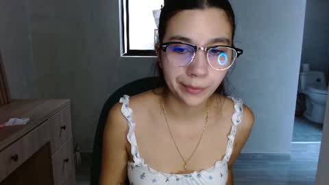 Mia online show from 07/31/26, 09:36