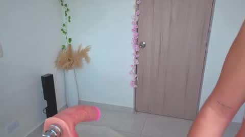 Snapshot of mia_adams66 chatting on 11/02/25, 10:23 Mia adams online show from 11/02/25, 10:23