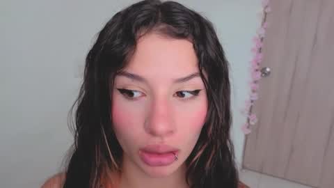 Snapshot of mia_adams66 chatting on 11/04/25, 06:07 Mia adams online show from 11/04/25, 06:07