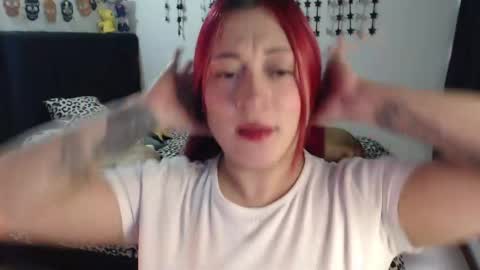 mia online show from 06/02/26, 10:23