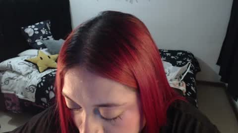 mia online show from 06/11/26, 12:32