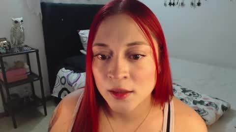 mia online show from 07/11/26, 11:06
