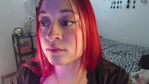 mia online show from 07/23/26, 01:58