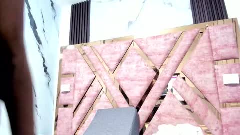 Snapshot of mia_alvares chatting on 11/12/25, 11:54 Mia online show from 11/12/25, 11:54