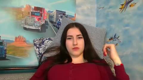Snapshot of mia_beauti_live chatting on 03/12/26, 02:45 mia_beauti_live online show from 03/12/26, 02:45