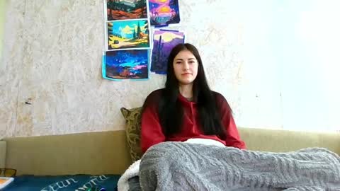 Snapshot of mia_beauti_live chatting on 04/25/26, 10:40 mia_beauti_live online show from 04/25/26, 10:40