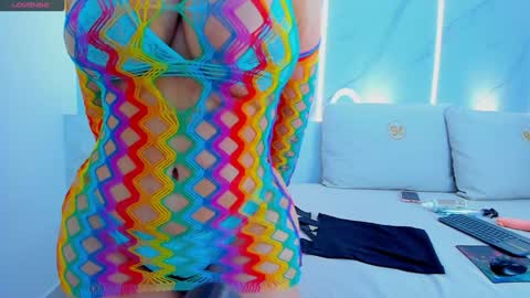 Mia  online show from 12/13/24, 03:21