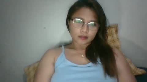 mia_bella04 online show from 12/18/24, 03:26