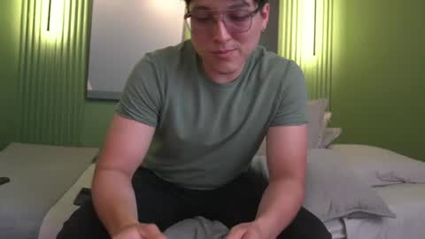 Belmont and Mia online show from 06/13/26, 06:50