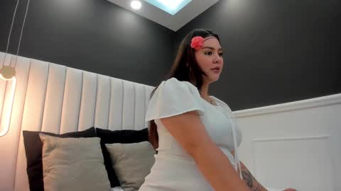 Mia online show from 03/07/25, 11:29