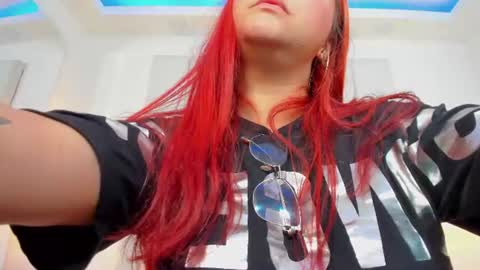 Mia online show from 06/15/26, 03:58