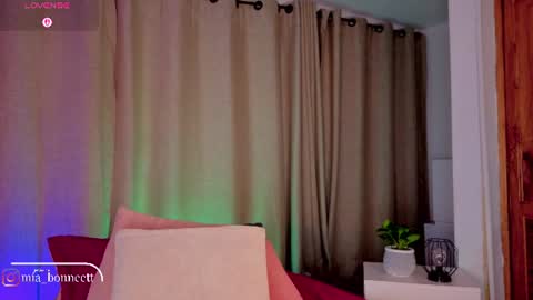   online show from 07/12/26, 05:53
