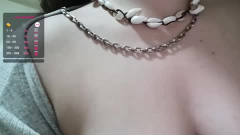 Snapshot of mia_boone chatting on 02/13/25, 01:26 mia_boone online show from 02/13/25, 01:26