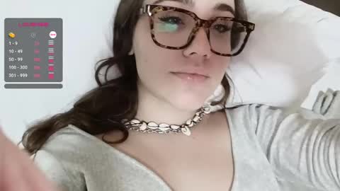 Snapshot of mia_boone chatting on 02/20/25, 02:13 mia_boone online show from 02/20/25, 02:13