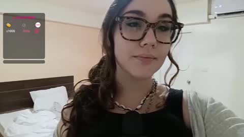 Snapshot of mia_boone chatting on 03/09/25, 03:11 mia_boone online show from 03/09/25, 03:11