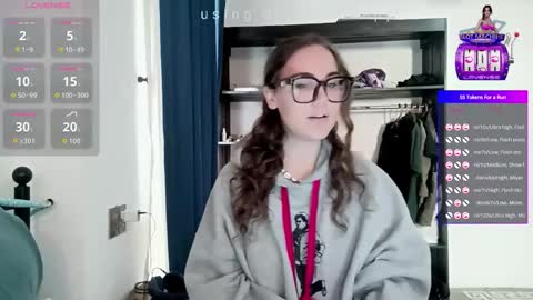 Snapshot of mia_boone chatting on 09/10/25, 02:00 mia_boone online show from 09/10/25, 02:00