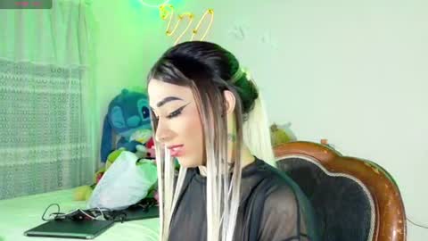 Snapshot of mia_califa_01 chatting on 06/14/26, 01:47 mia califa online show from 06/14/26, 01:47