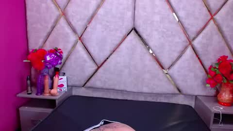 mia_charlothe online show from 03/04/25, 02:38