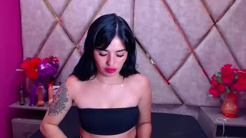 mia_charlothe online show from 03/04/25, 05:53