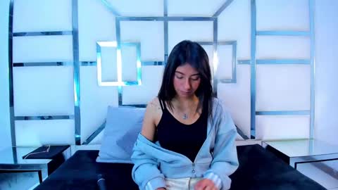 mia_clark18 online show from 10/07/25, 04:09