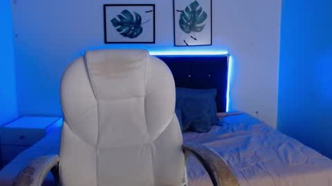 MIA online show from 11/07/25, 03:28