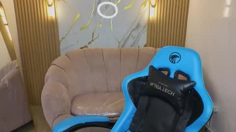 Snapshot of mia_collins_b chatting on 11/29/25, 01:58 mia_collins_b online show from 11/29/25, 01:58