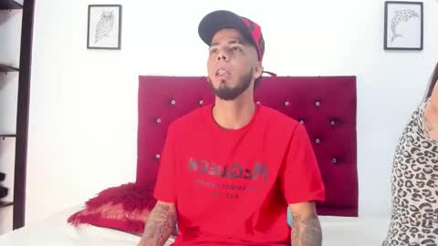 mia online show from 09/30/25, 11:04